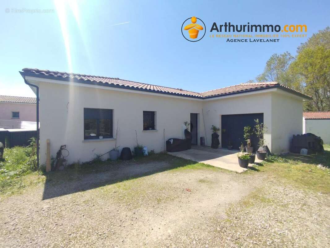 Maison à SAINT-JEAN-DE-VERGES