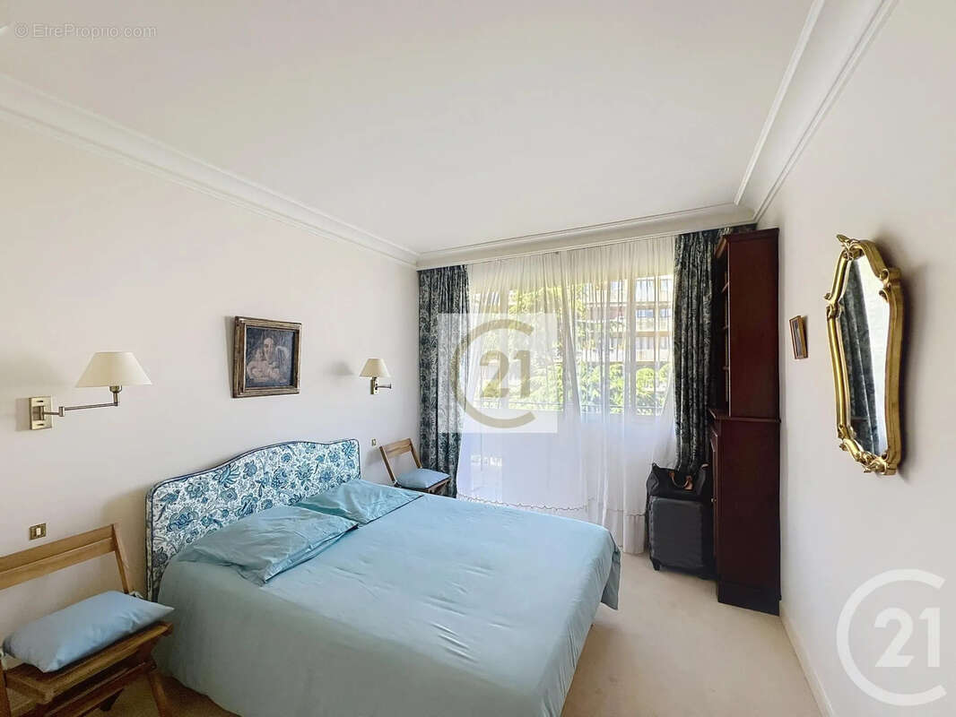 Appartement à SAINT-CLOUD