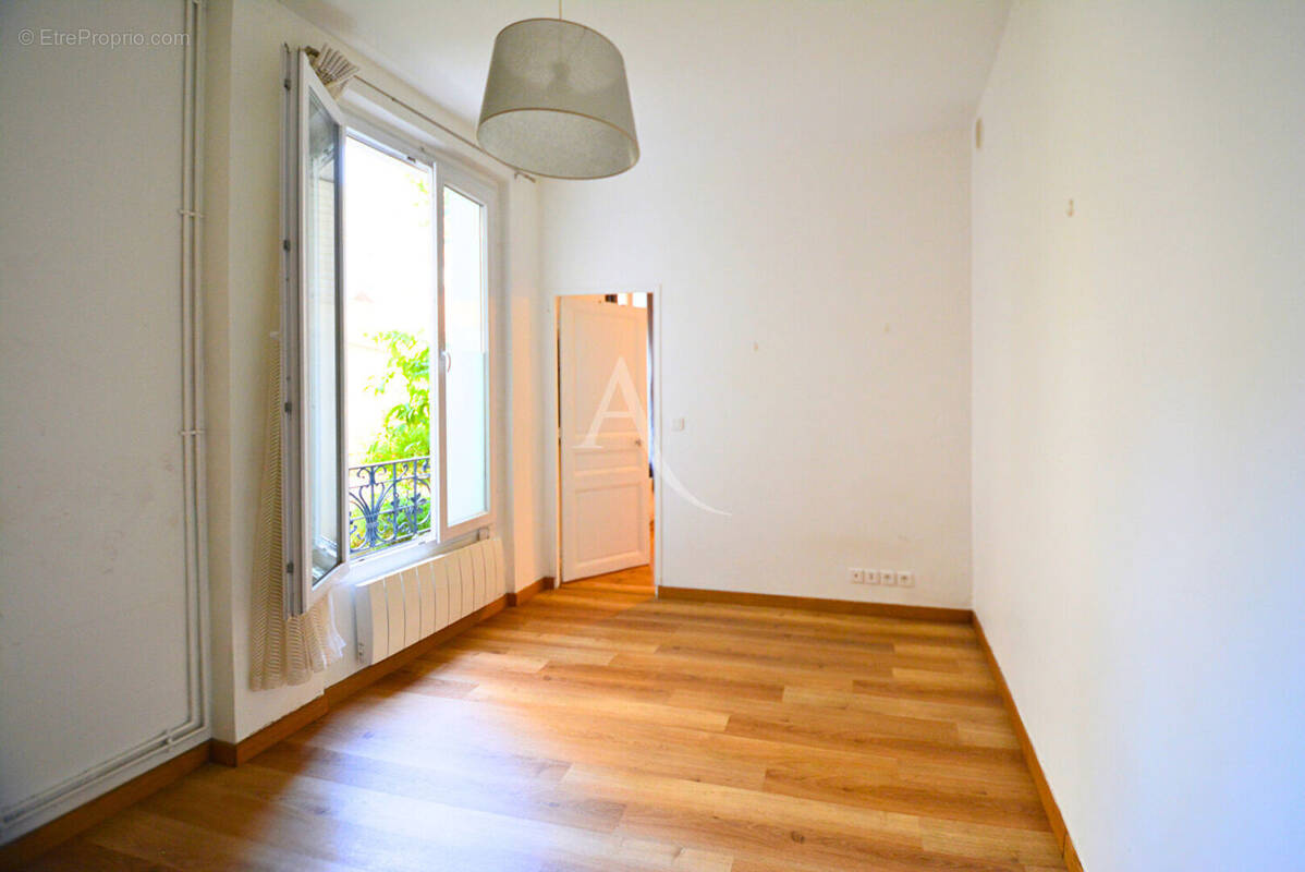 Appartement à LE KREMLIN-BICETRE