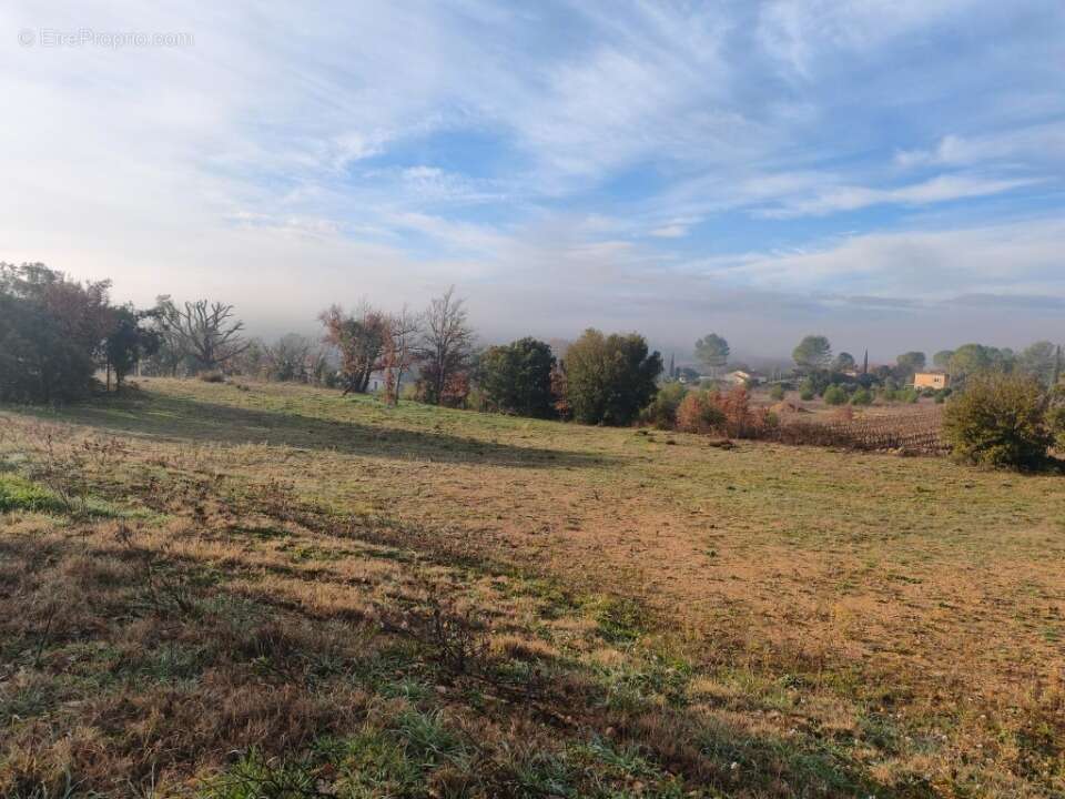 Terrain à CARCES