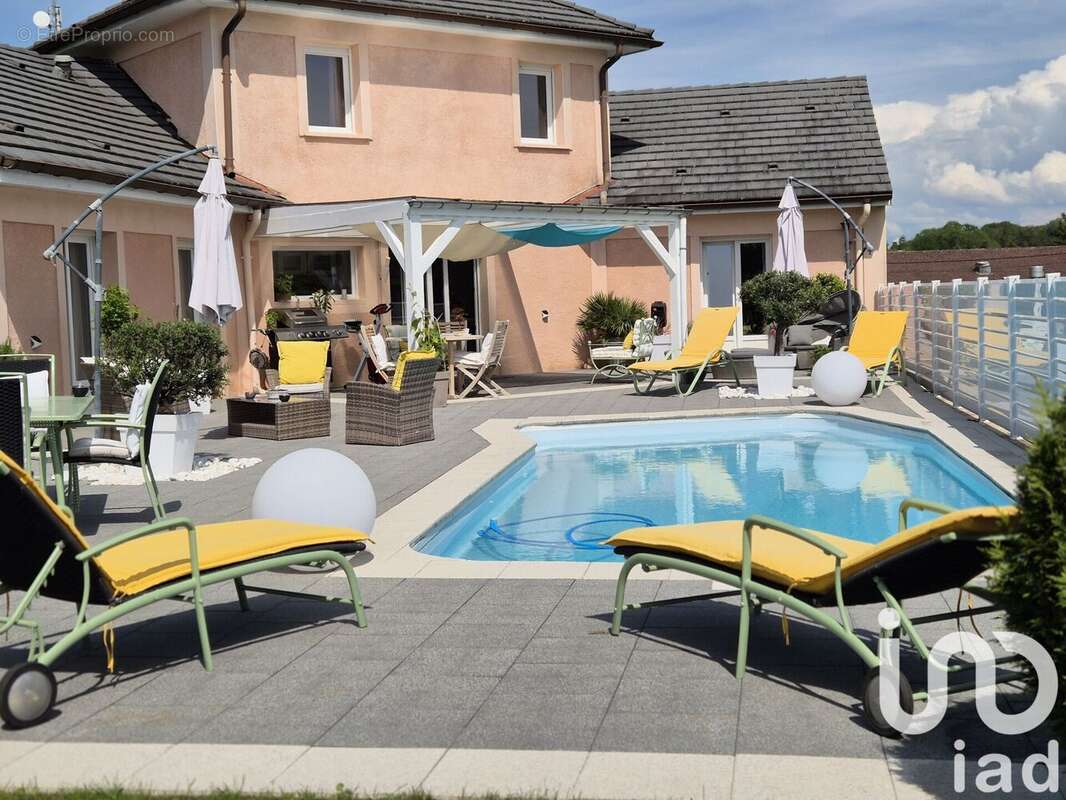 Photo 2 - Maison à MONTHUREUX-SUR-SAONE