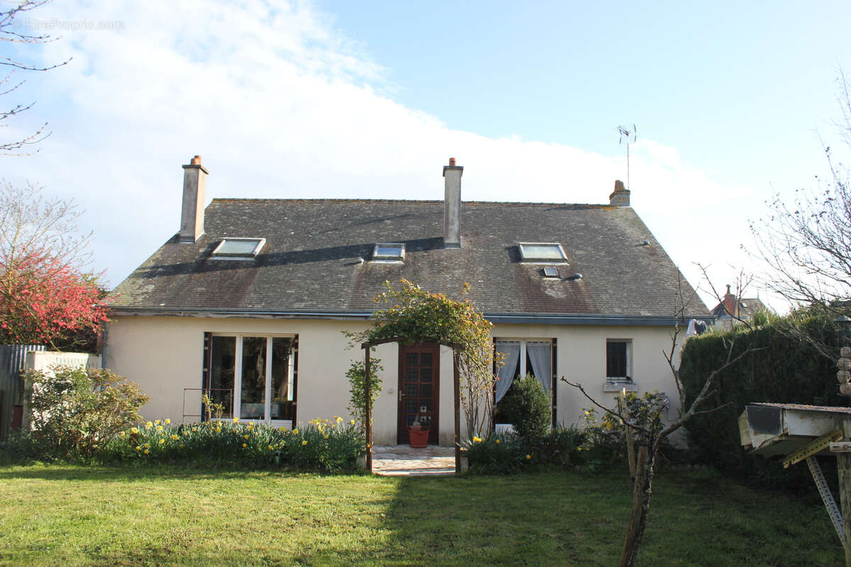 Maison à BOURGUEIL