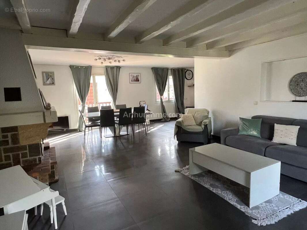 Maison à MONTFERMEIL