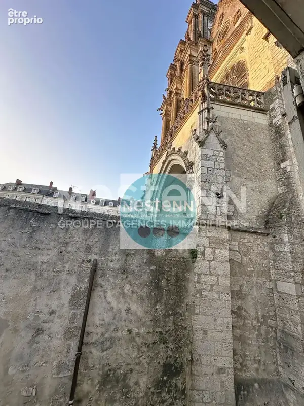 Appartement bourgeois 3 pièces à vendre à Blois avec vue imprenable sur la Loire - photo 3