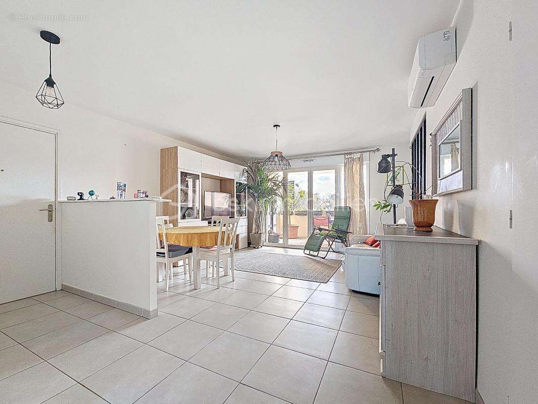 Appartement à COLOMBIERS