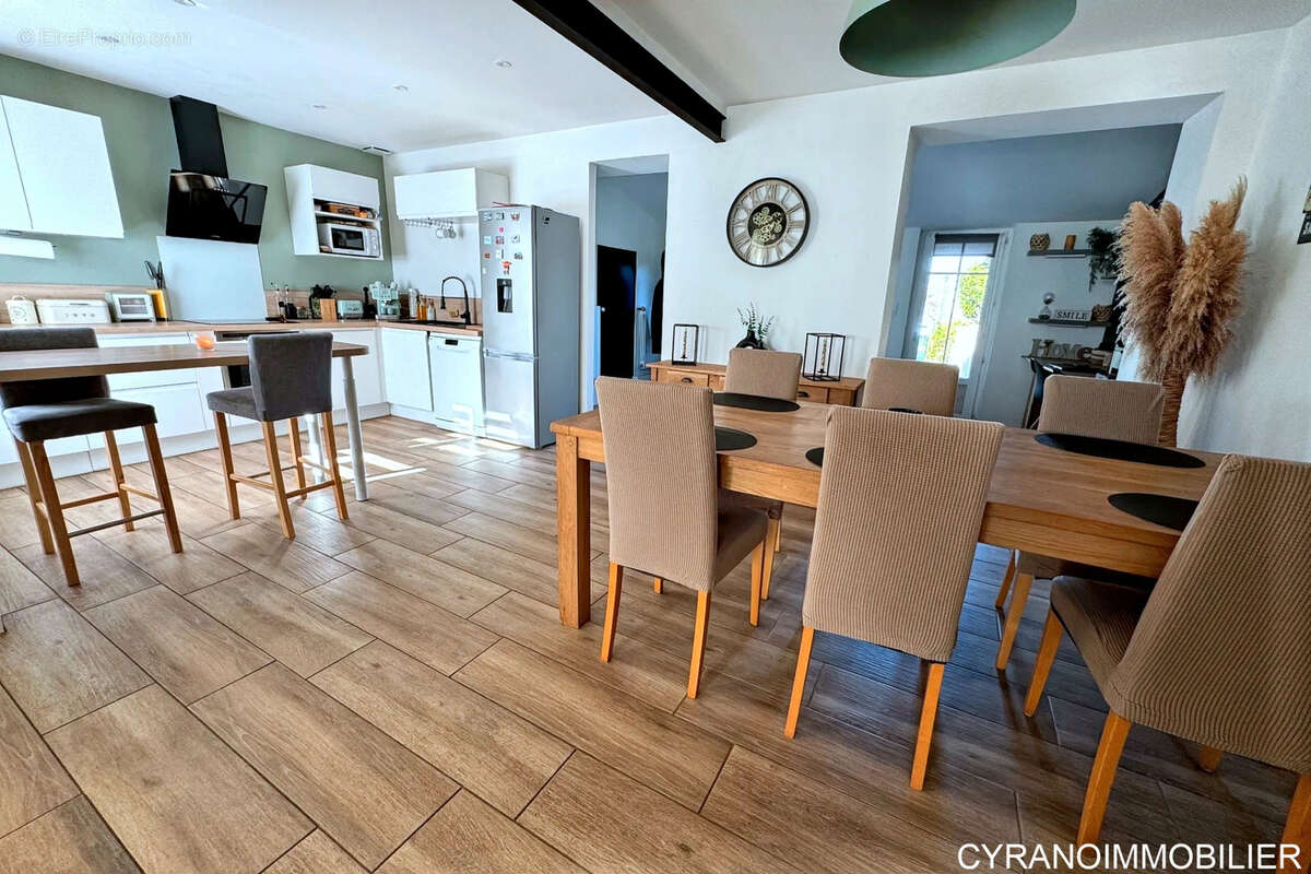 Maison à CASTILLONNES