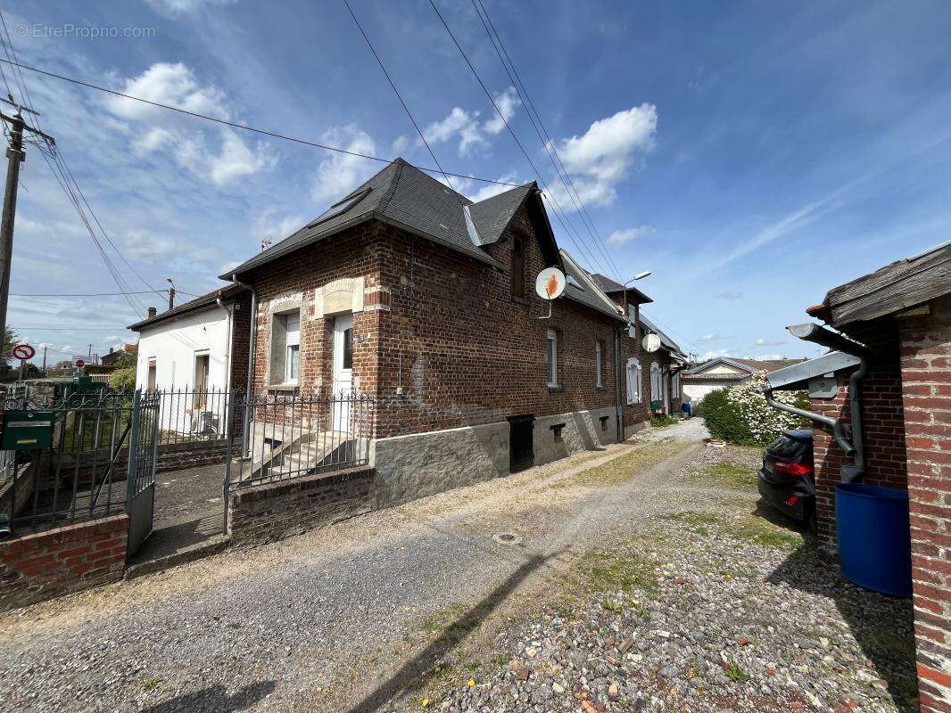 Maison à LIEZ