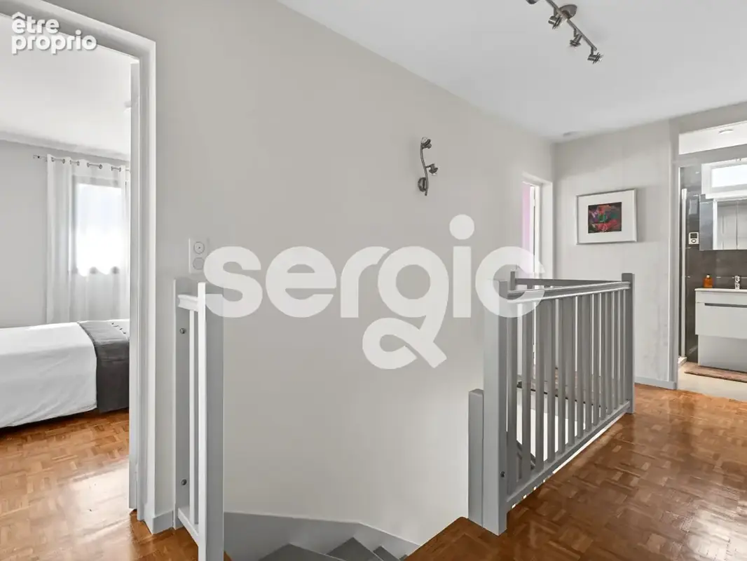 Maison lumineuse avec studio séparé, jardin et stationnements / Aucun travaux - photo 9