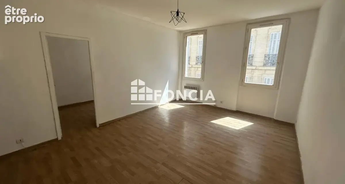 Photo Appartement à Marseille-1e au prix de 135 000€