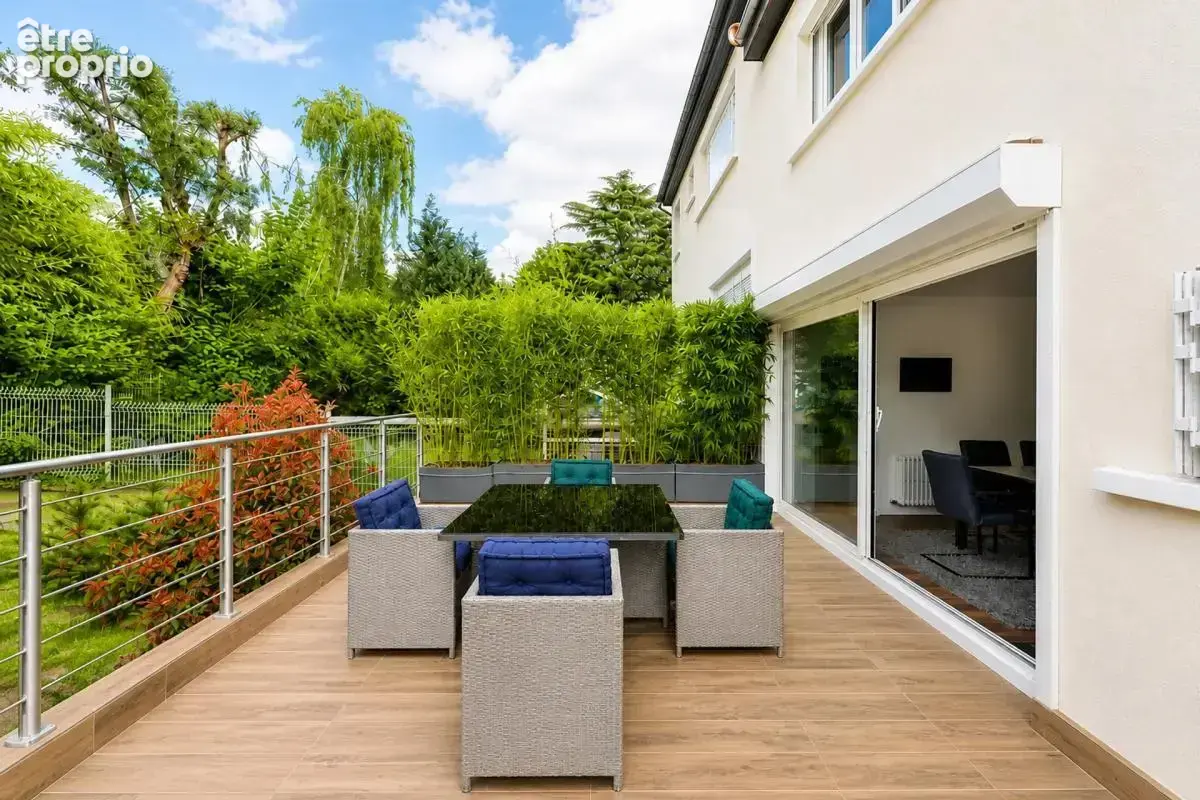 Maison à VERRIERES-LE-BUISSON