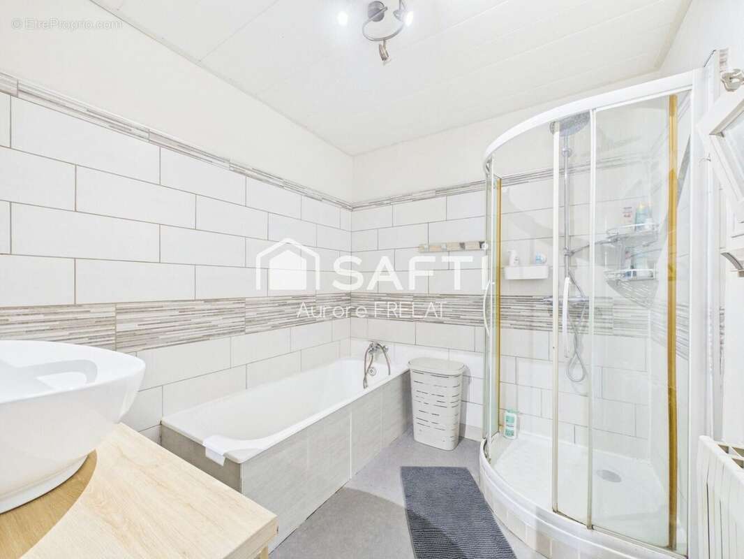 Maison 160 m² à Bournan  - photo 6