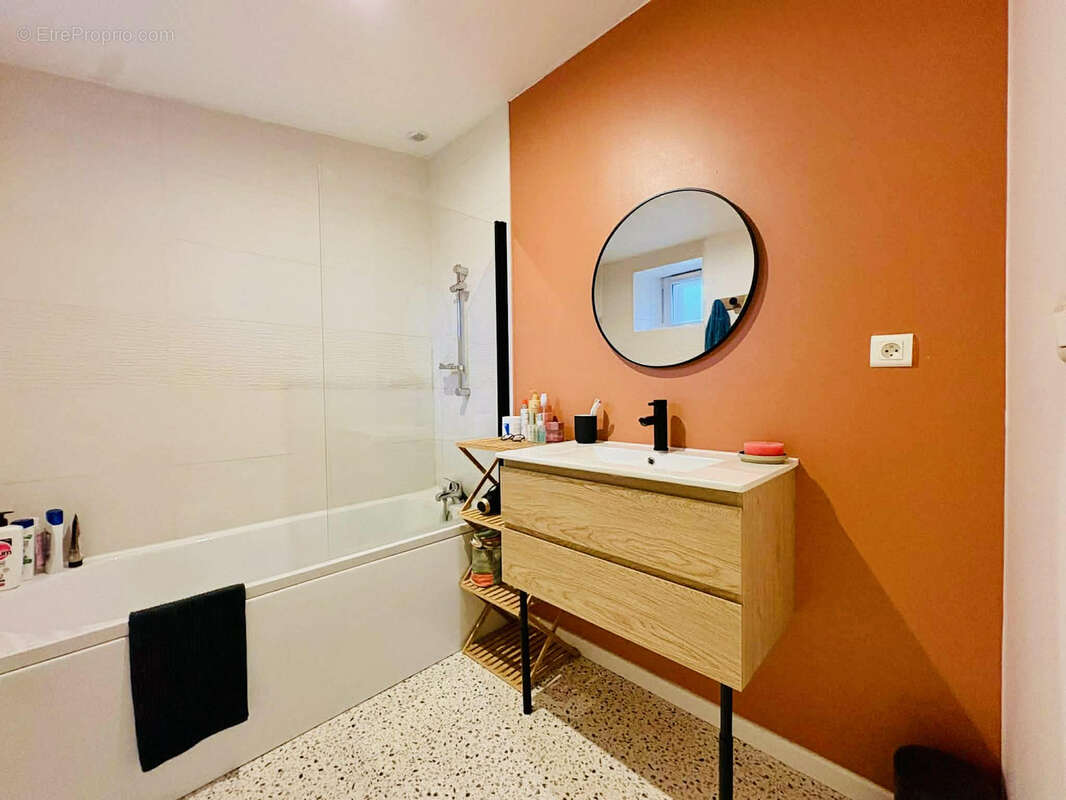 Maison à LES BROUZILS