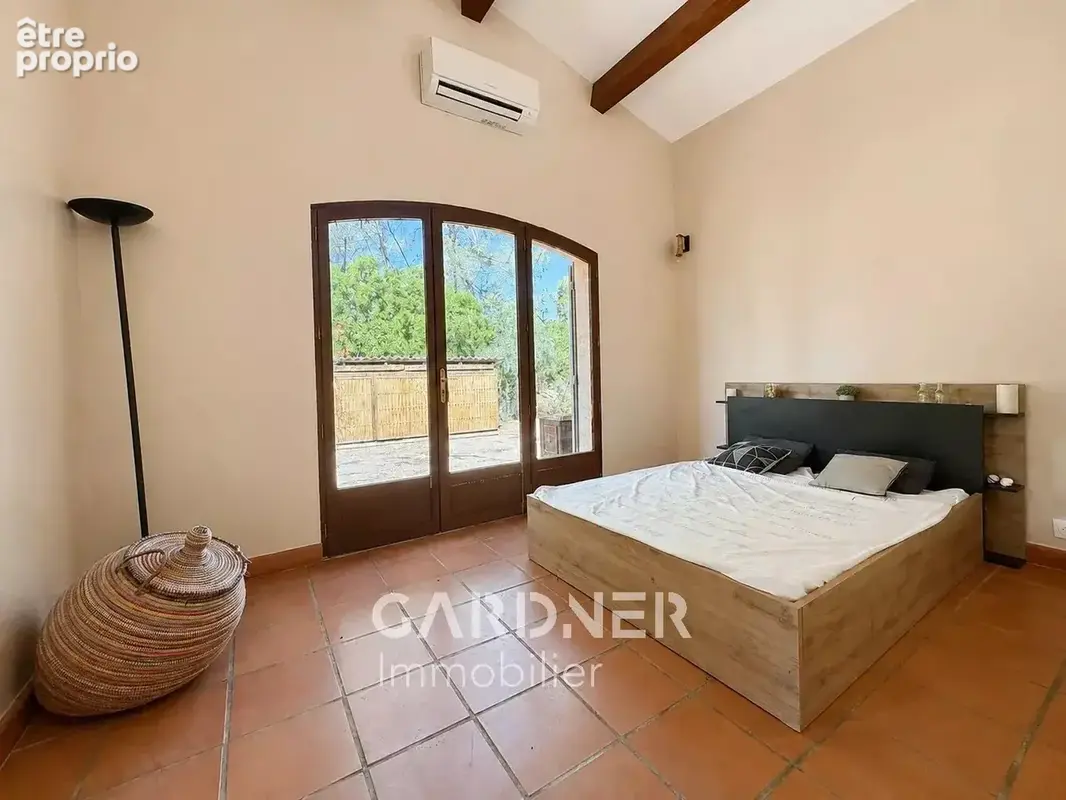 Maison type 5 de 210m2 environ - photo 10