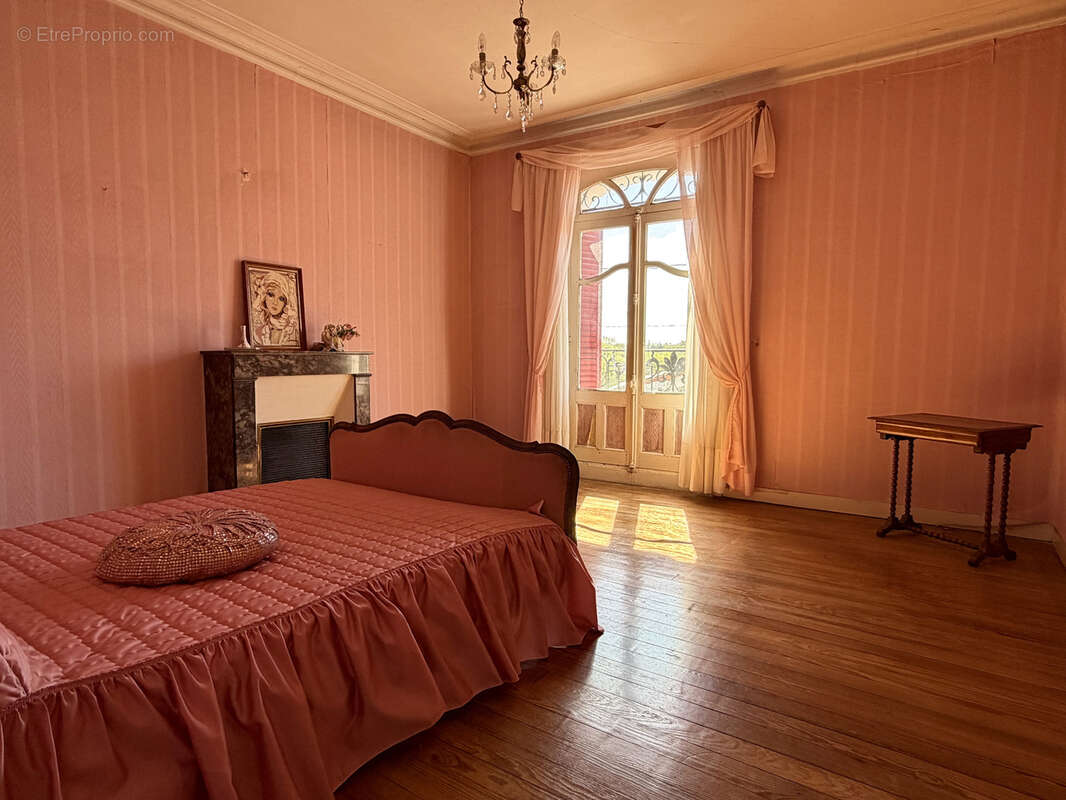 Maison à INDRE