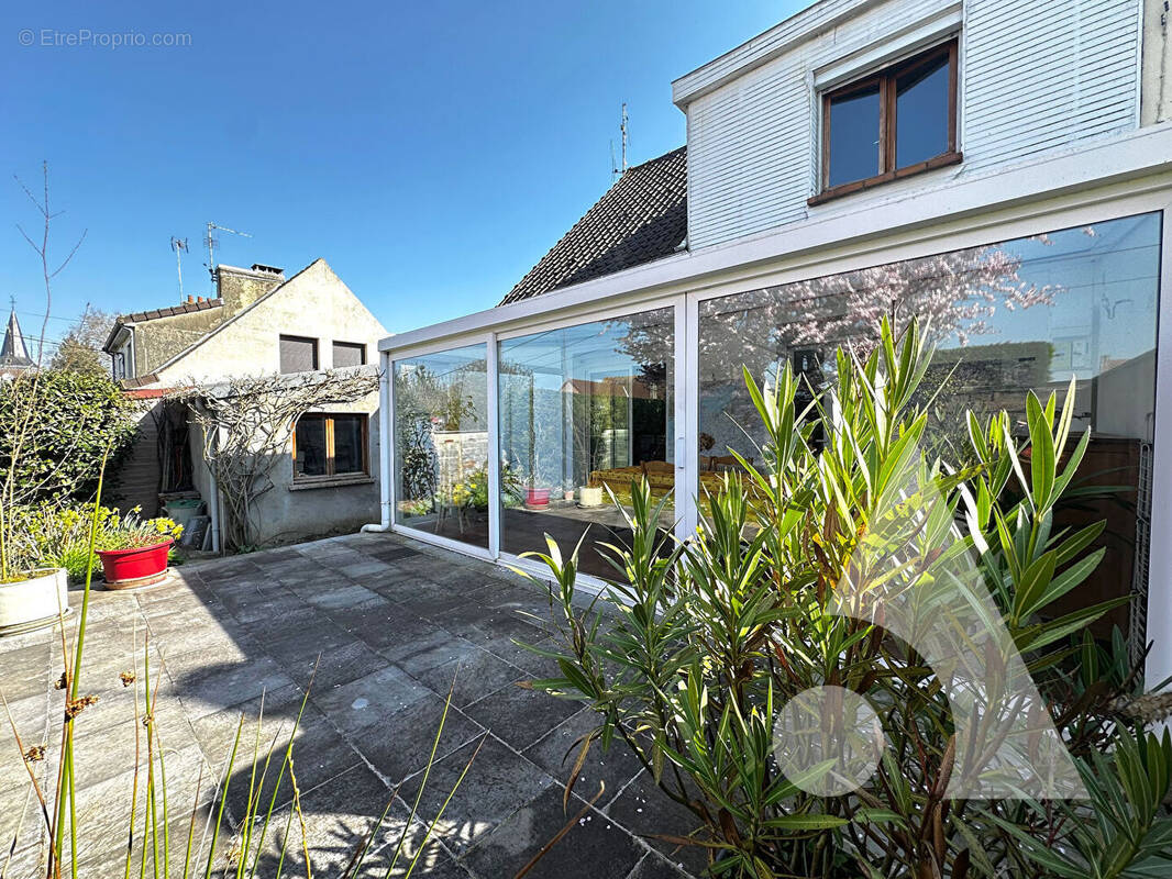 Maison à LONGUENESSE