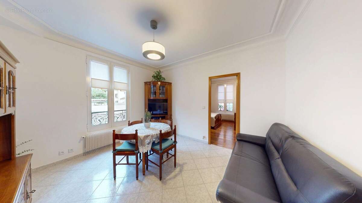 Appartement à ASNIERES-SUR-SEINE