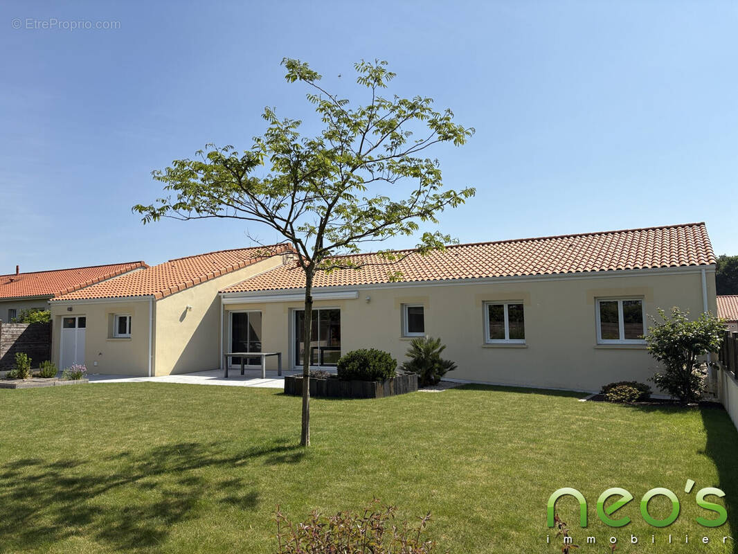 Maison à LA RENAUDIERE