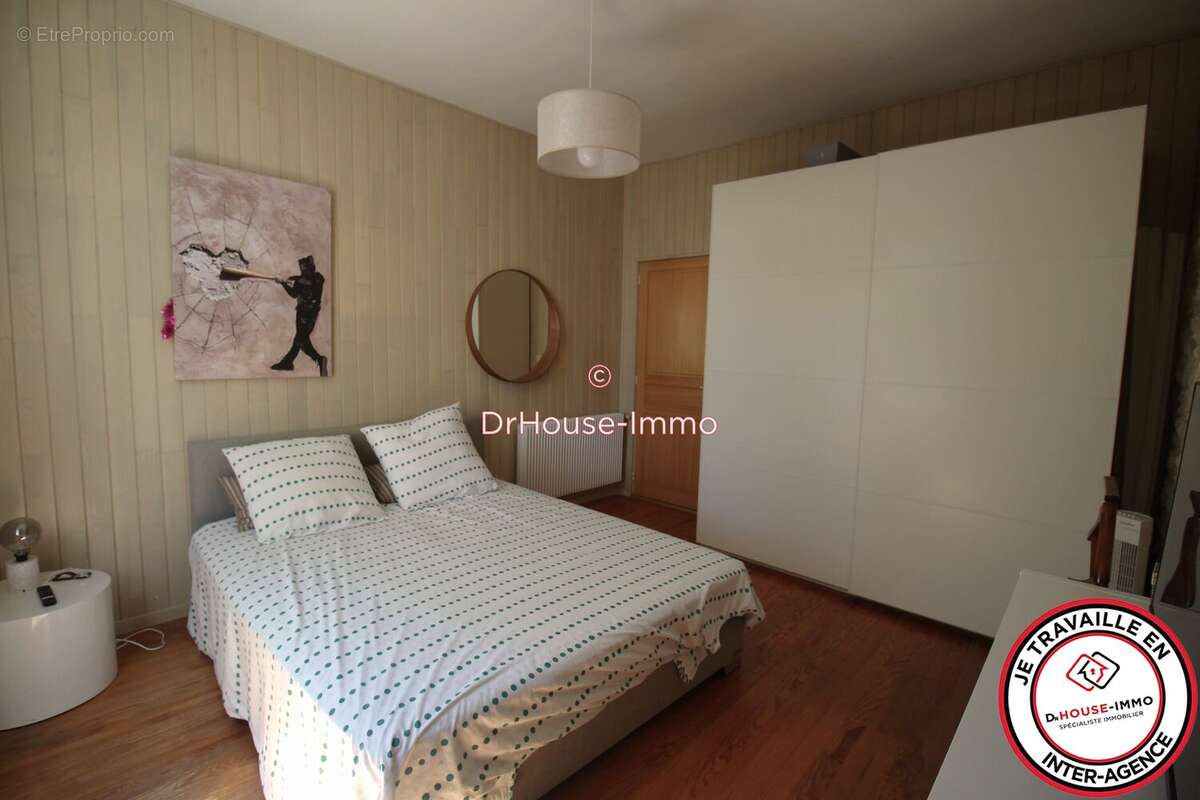 Maison 152 m² à Pompignac  - photo 7