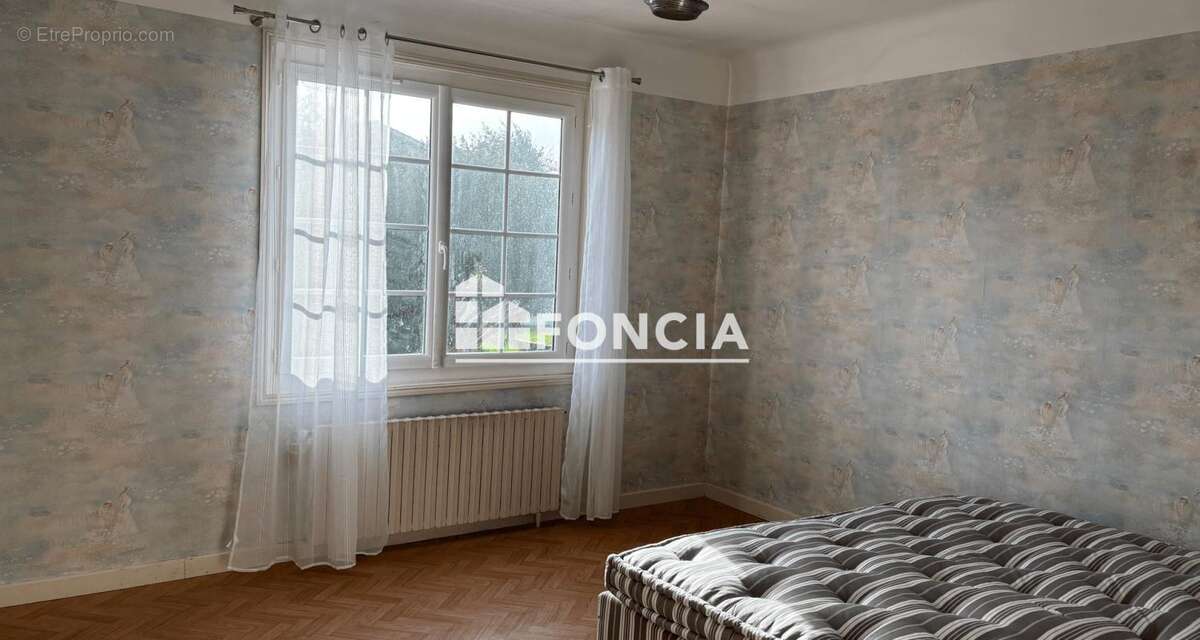 Maison 100M2  plus combles - photo 6