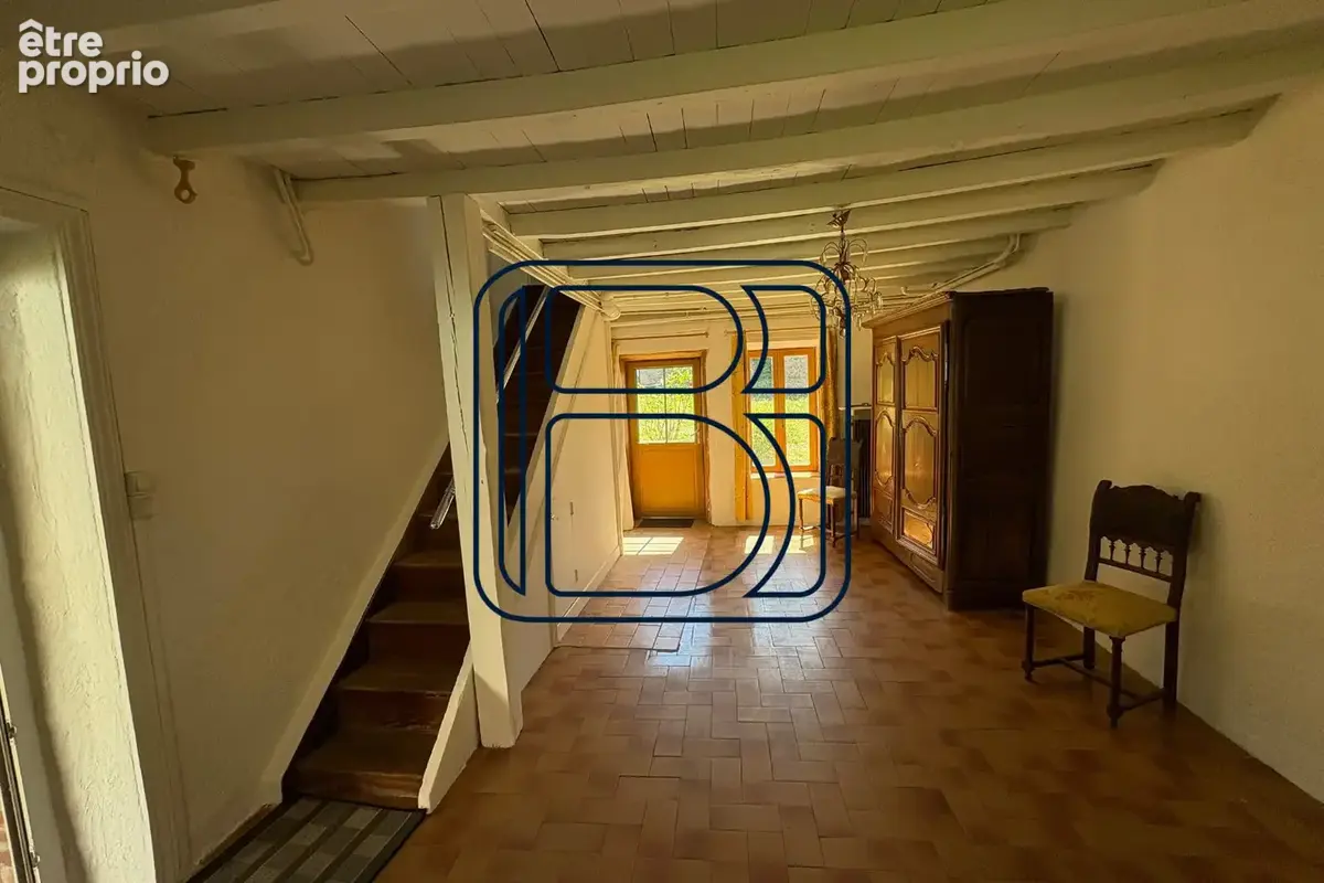 Maison 7 pièces 101 m² à vendre à Cunlhat (63590) - photo 2