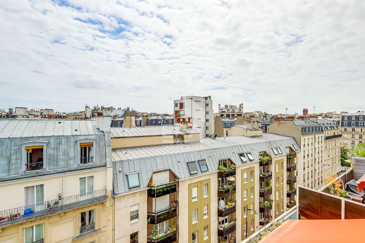 Appartement à PARIS-17E