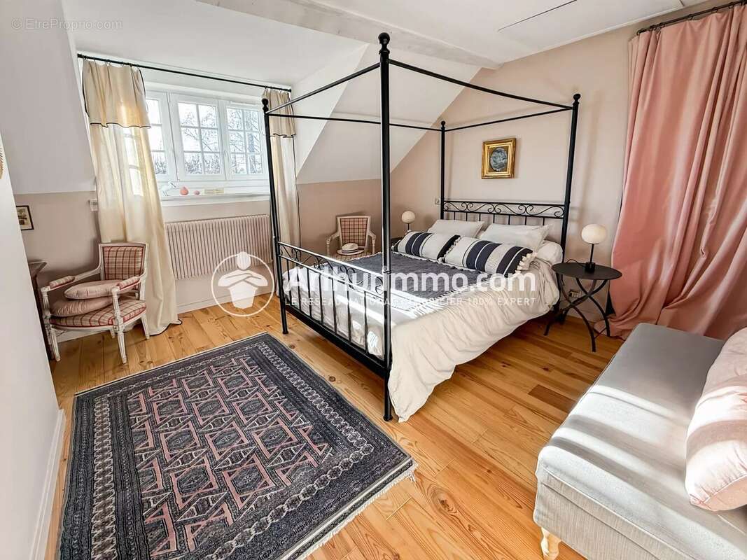 Maison à SOISY-SUR-SEINE