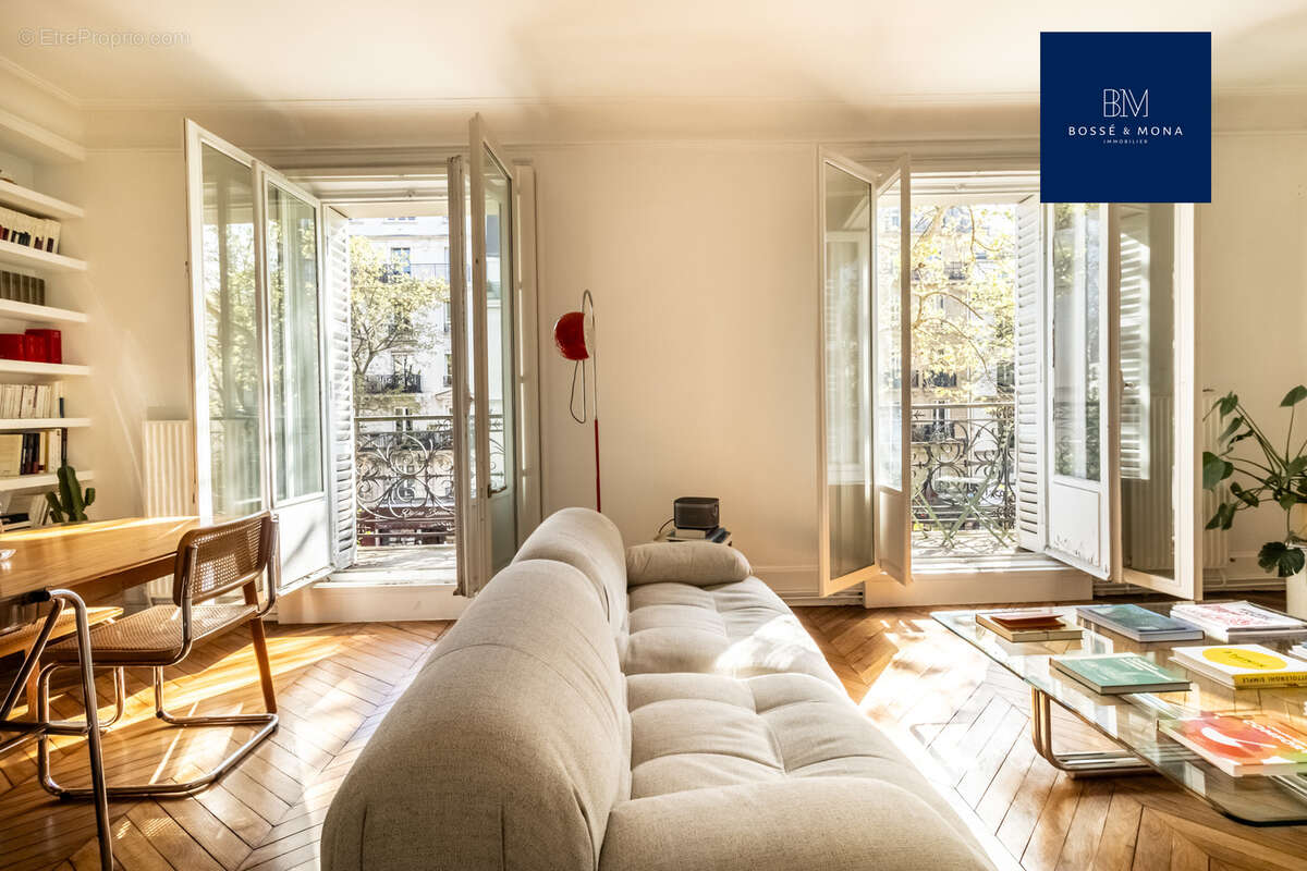 Appartement à PARIS-18E