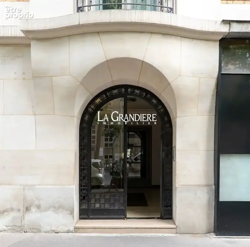 Paris 16 - Proche Clinique Jouvenet - 6ème étage - 5 pièces - 3 - photo 4