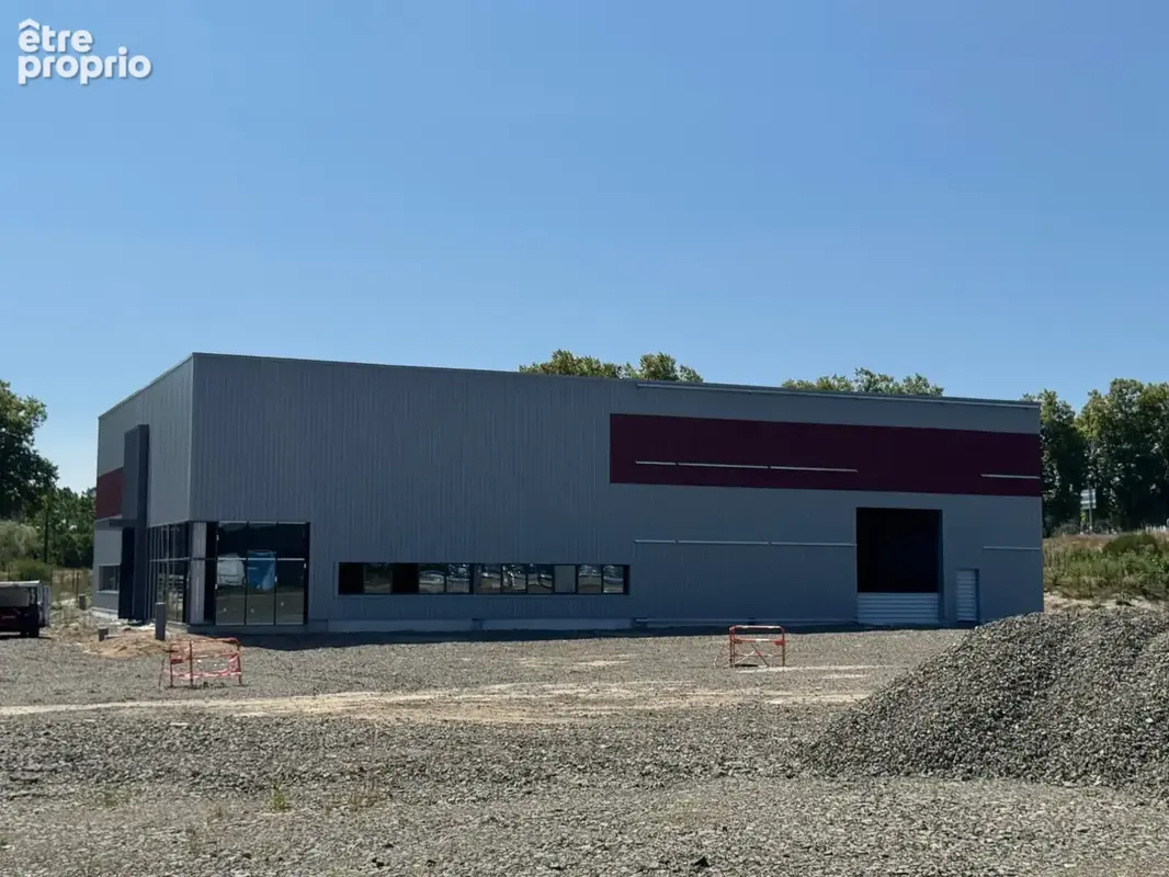 Commerce 2 000 m² à vendre à Mees (40990) - photo 2