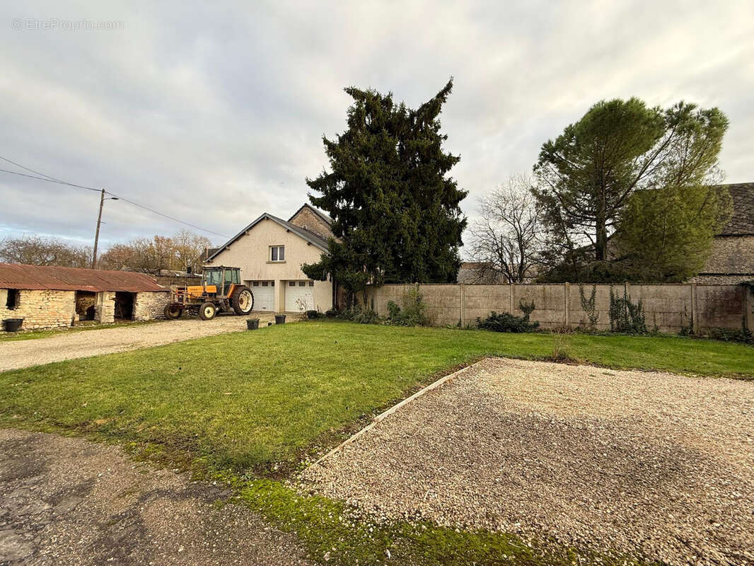 Maison à ANGERVILLE