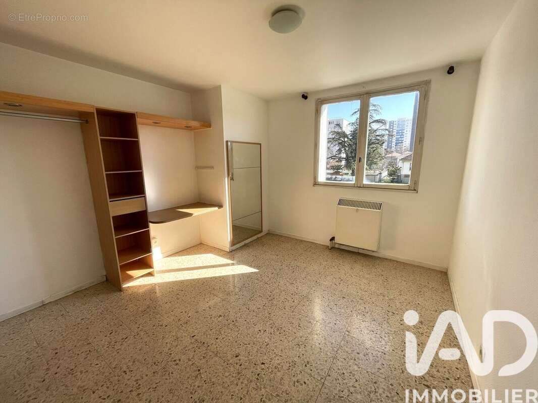 Photo 6 - Appartement à LE PONT-DE-CLAIX