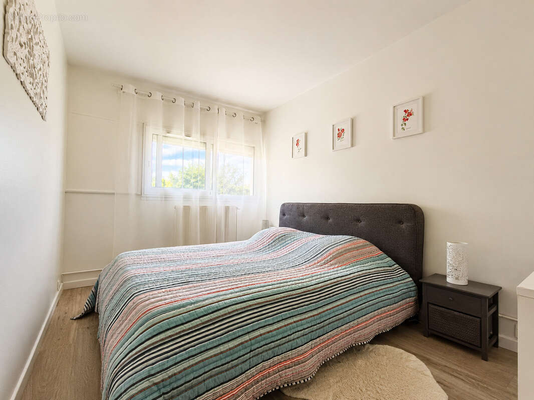 Appartement à VAUX-LE-PENIL