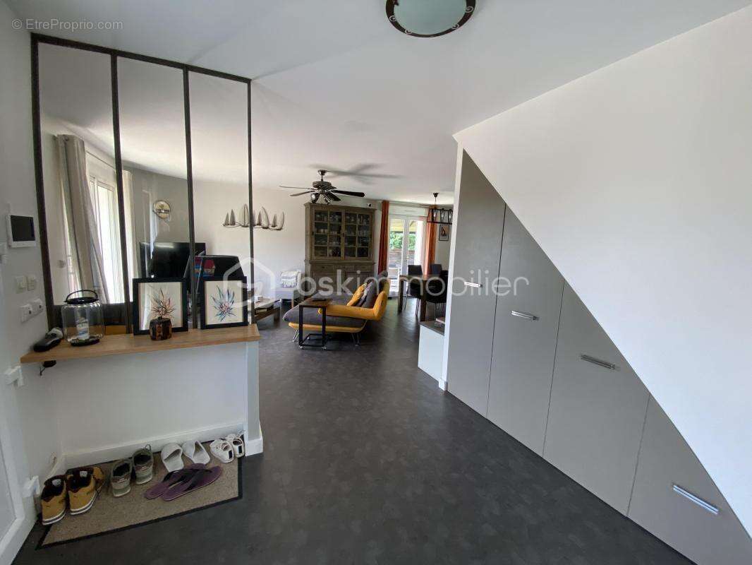 Maison à LA BOISSE