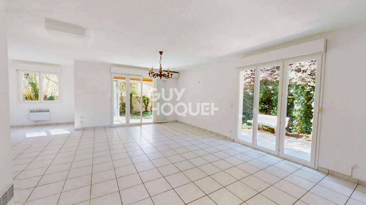 Maison à CANET-EN-ROUSSILLON