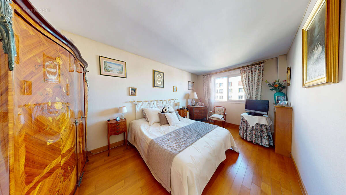 Appartement à AUBERVILLIERS