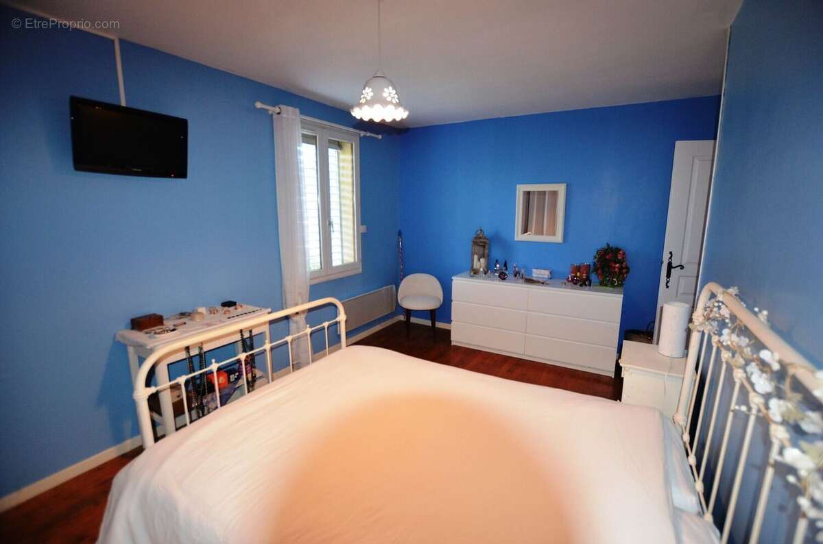 Chambre  Bedroom 202