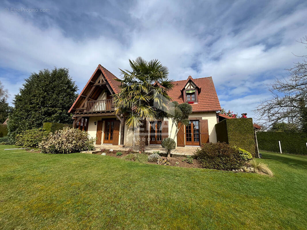 Maison à MONTIGNY