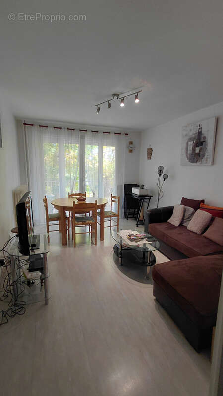 Appartement à BOURG-SAINT-ANDEOL