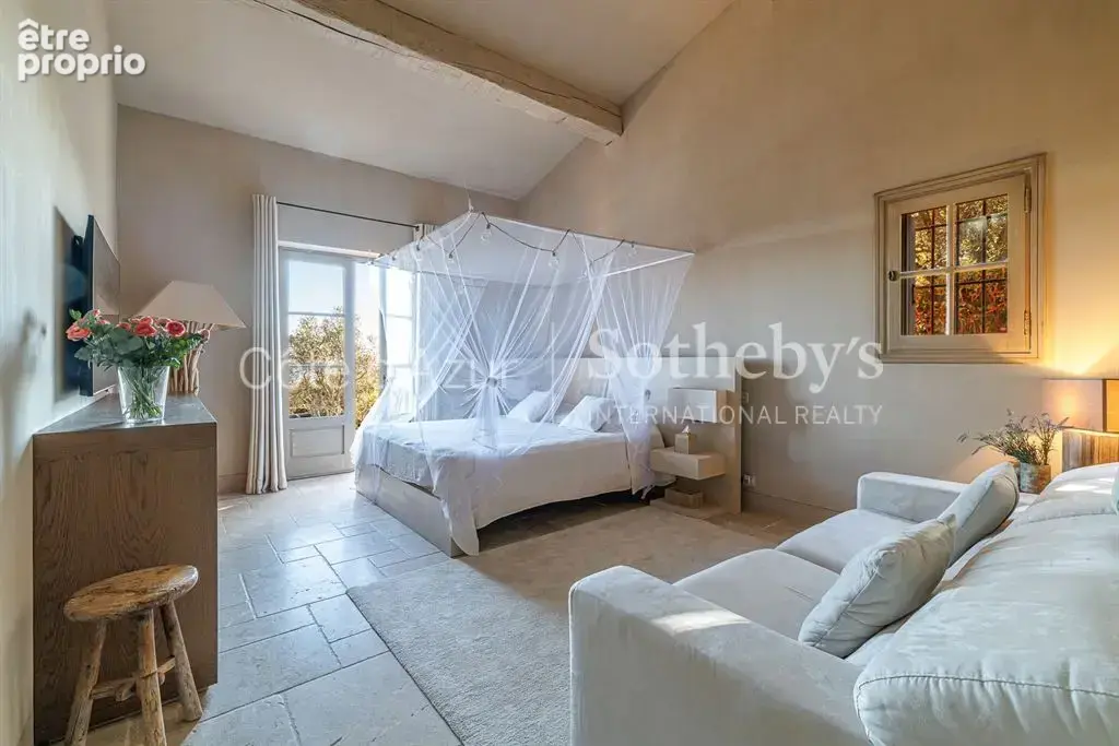 Vence bastide néo provençale avec vue mer, piscine chauffée et jardin paysager de 4 300 m² - photo 15