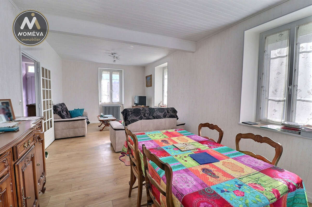 Maison à MAZET-SAINT-VOY