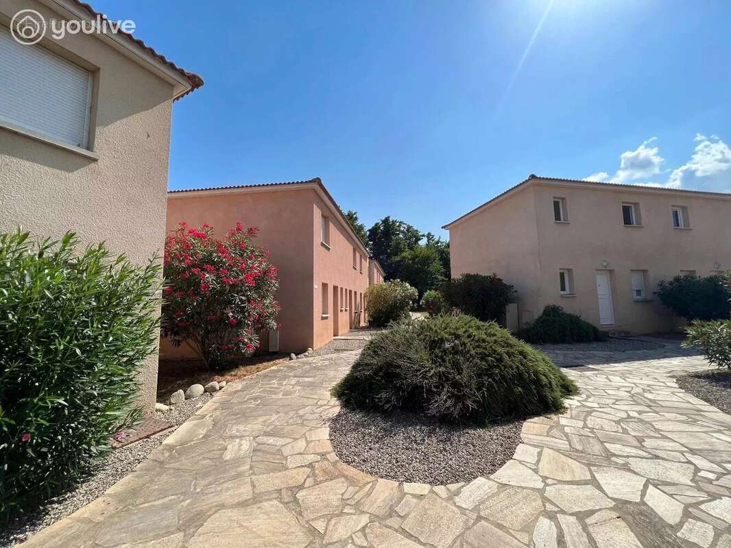 Appartement à SANTA-MARIA-POGGIO