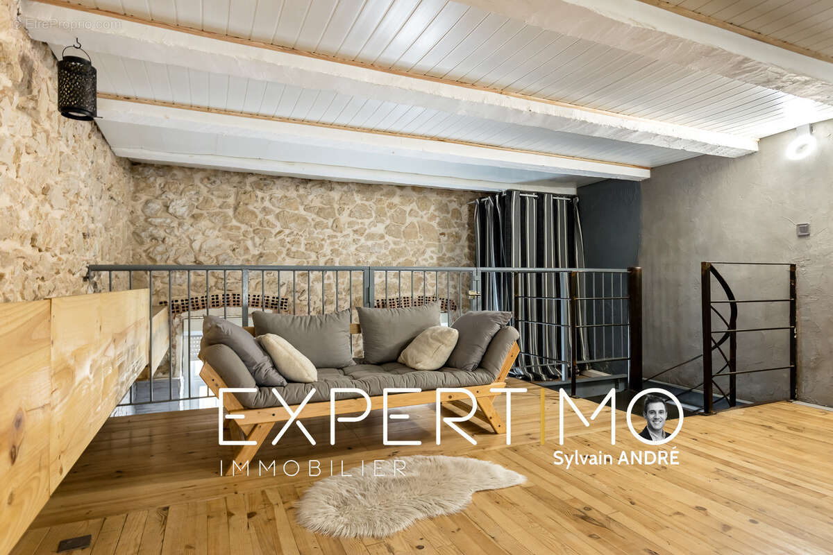 Appartement à MARSEILLE-6E