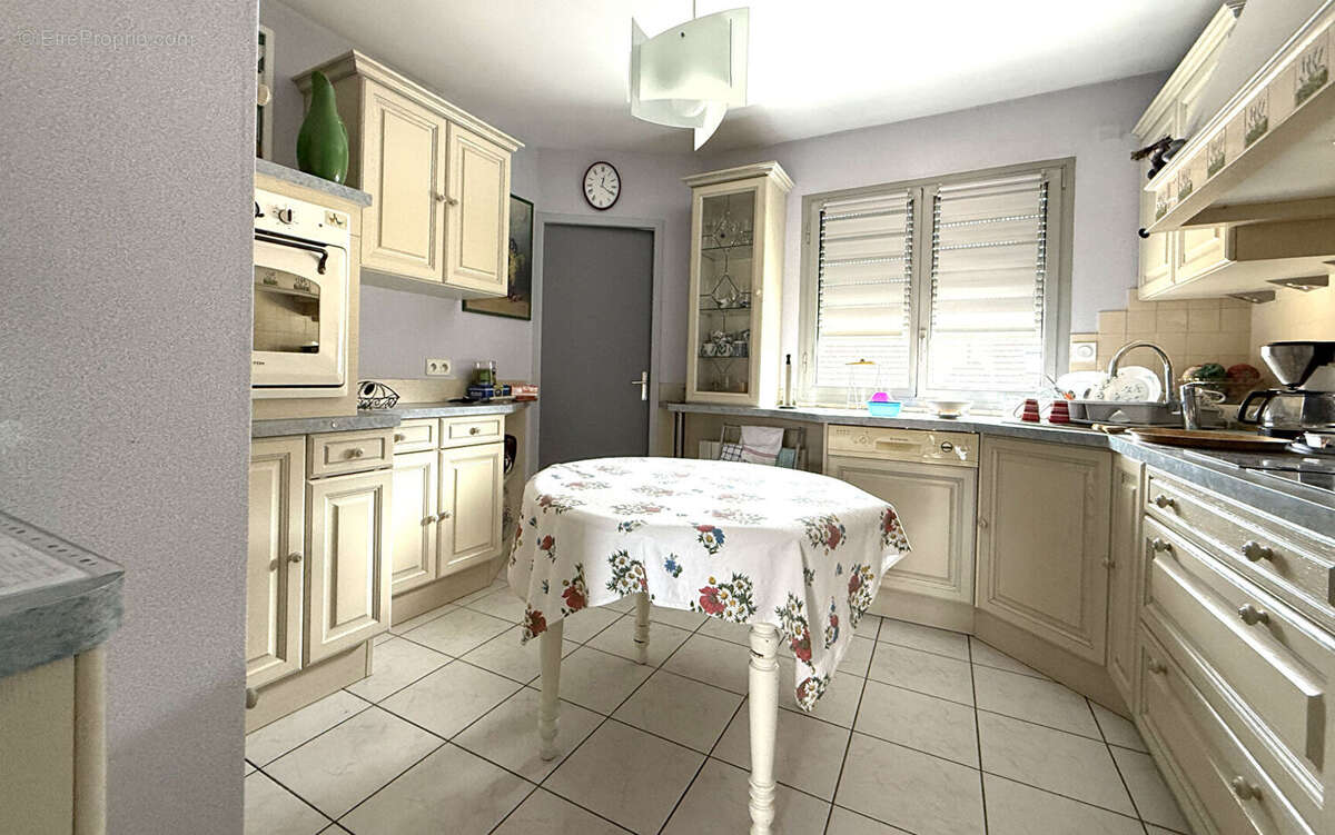 Appartement à LONS-LE-SAUNIER