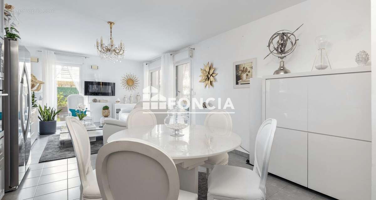 Appartement à NOTRE-DAME-DE-BONDEVILLE