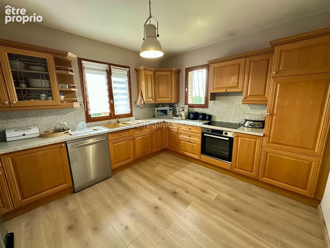 Maison traditionnelle de 147,74 m² - Envermeu - photo 4