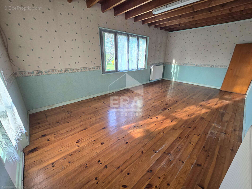 Maison à MONTPON-MENESTEROL