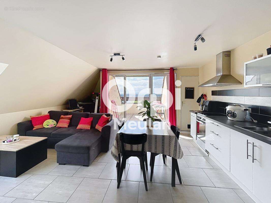 Appartement À Vendre - photo 2
