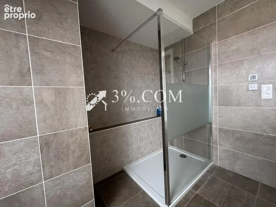 3%COM Magnifique appartement en dernier étage avec ascenseur - photo 9