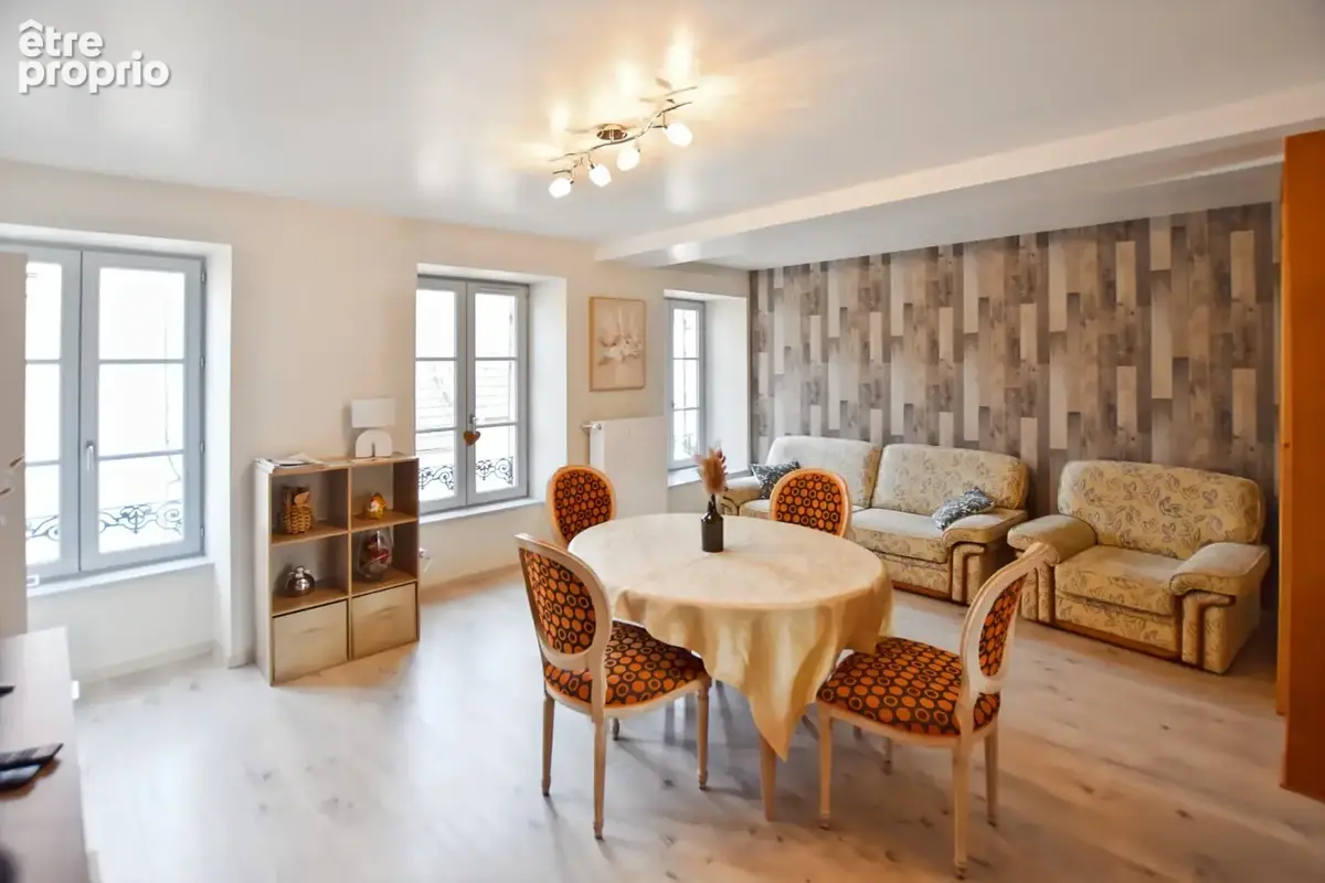 Propriété rénovée de 324 m² avec terrain à COUCHES (71) - photo 8