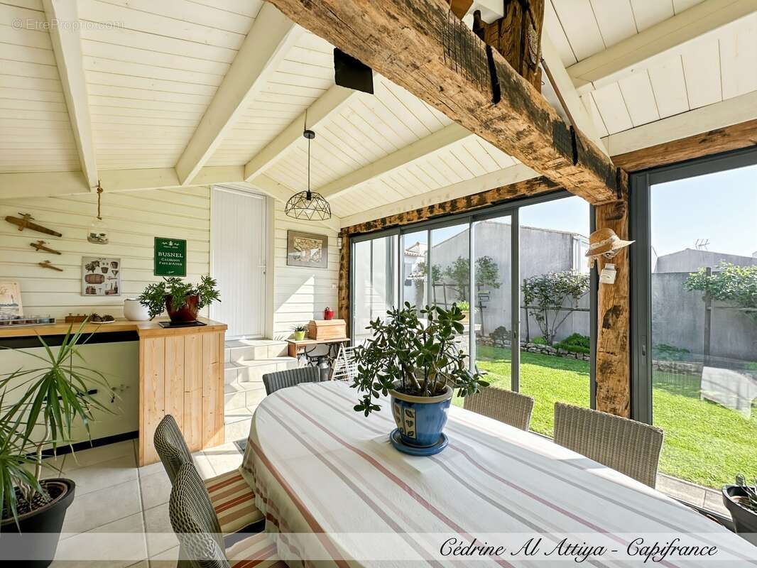 Maison à vendre à Puilboreau de plain-pied, 7 pièces, 175m², jardin et garage - photo 6